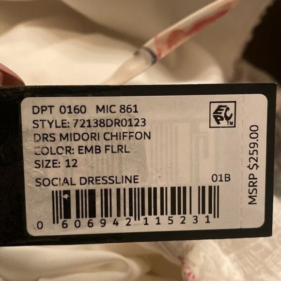 NWT Gianni Bini Midori Floral Print Chiffon Dress, size 12 - Picture 14 of 15